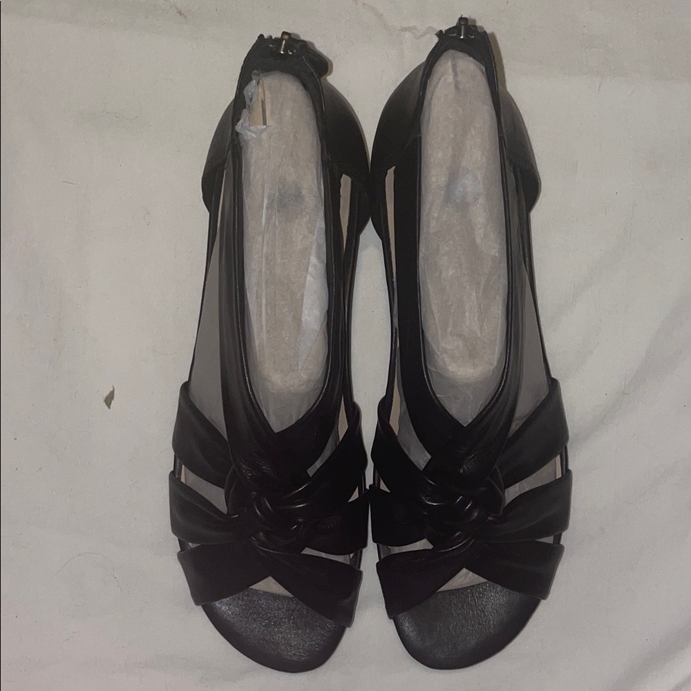 Earthies Black Women's Sandals